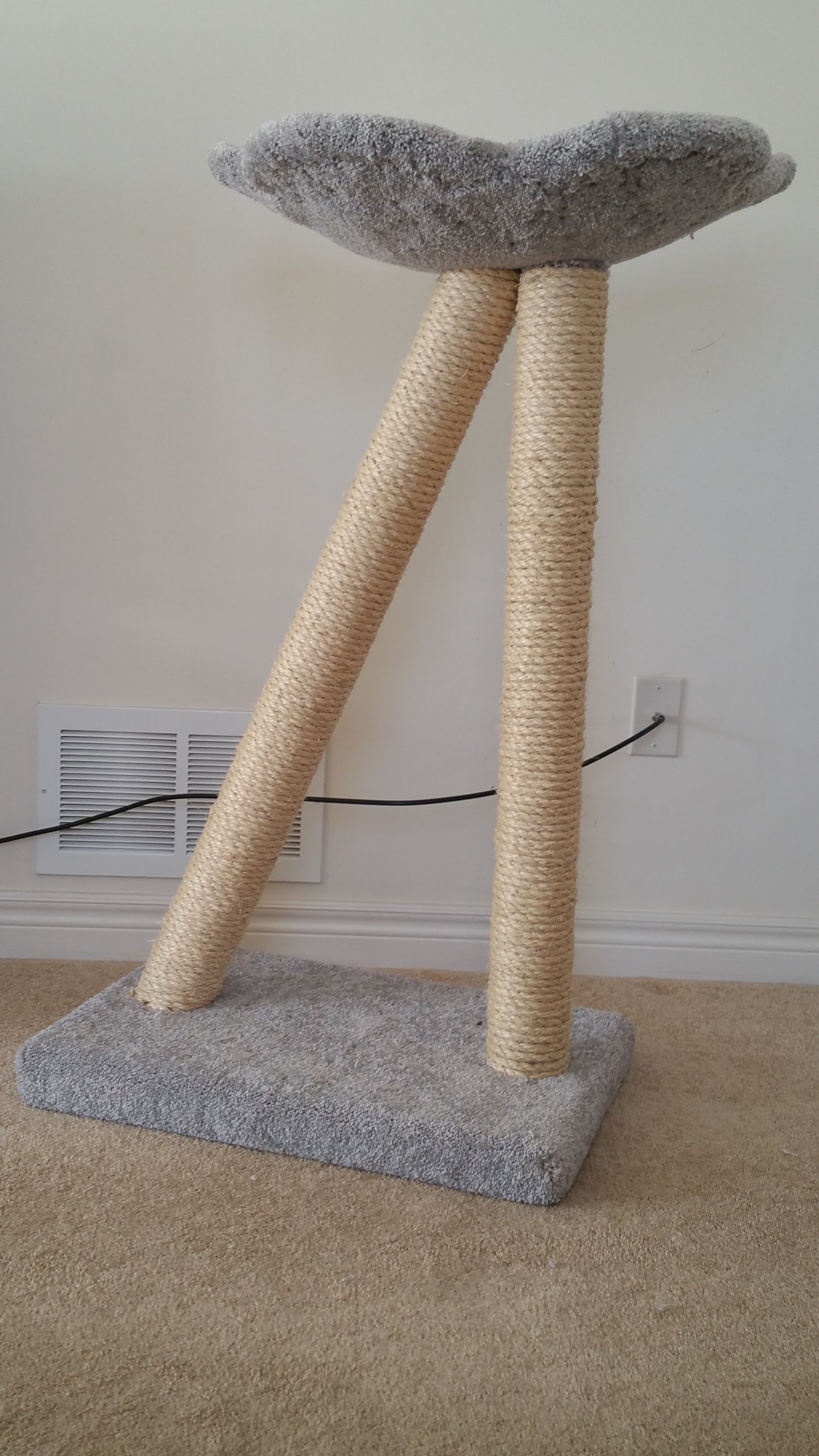 Tall Double Scratch Post with a large flower